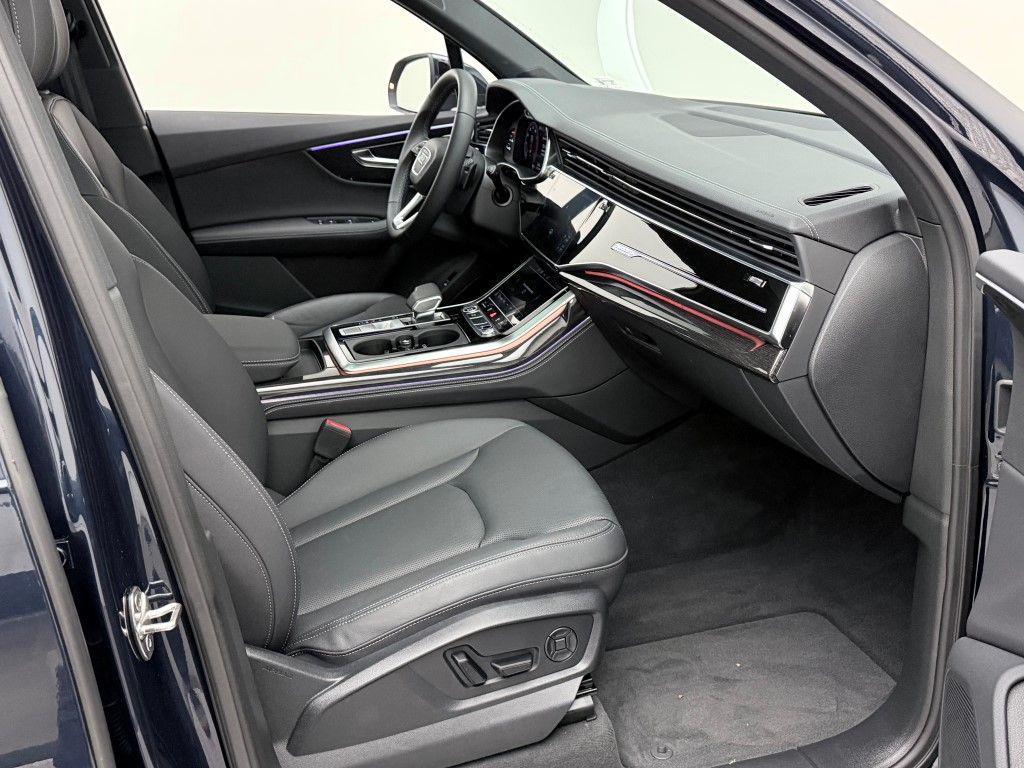 used 2025 Audi Q7 car, priced at $54,900