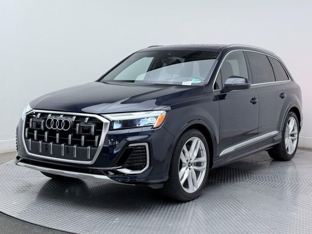 used 2025 Audi Q7 car, priced at $54,900