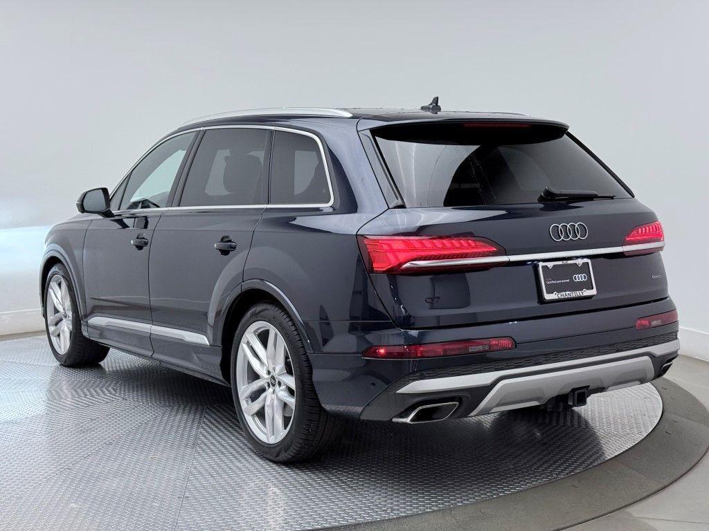 used 2025 Audi Q7 car, priced at $54,900