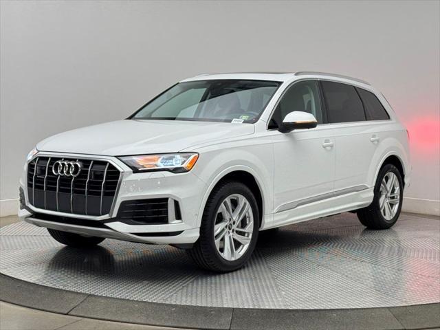 used 2023 Audi Q7 car, priced at $43,901