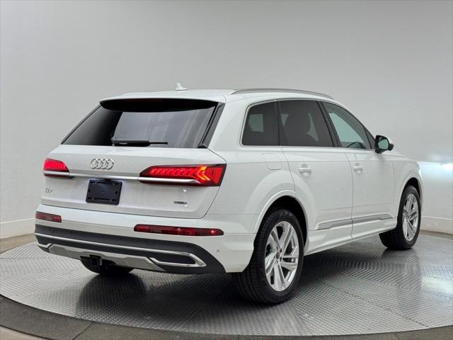 used 2023 Audi Q7 car, priced at $43,901