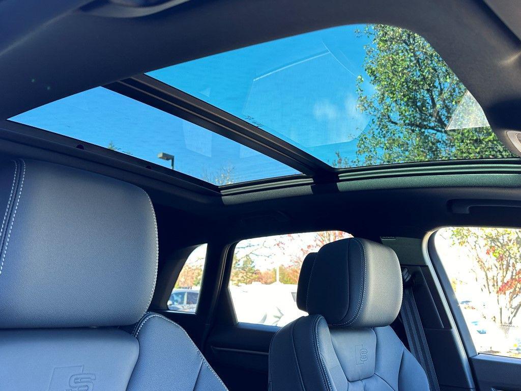 used 2025 Audi Q3 car, priced at $33,600