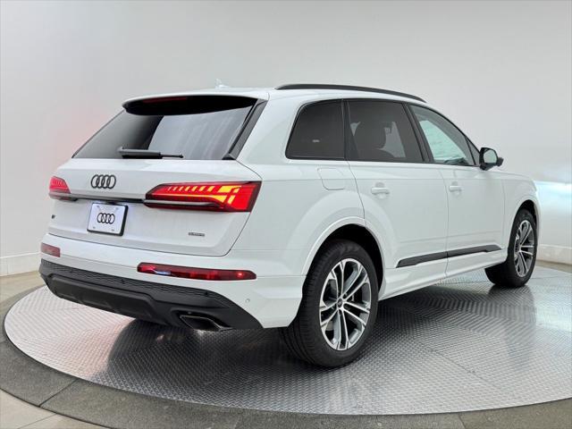 new 2025 Audi Q7 car, priced at $70,555
