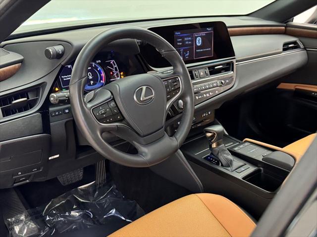 used 2022 Lexus ES 350 car, priced at $33,900