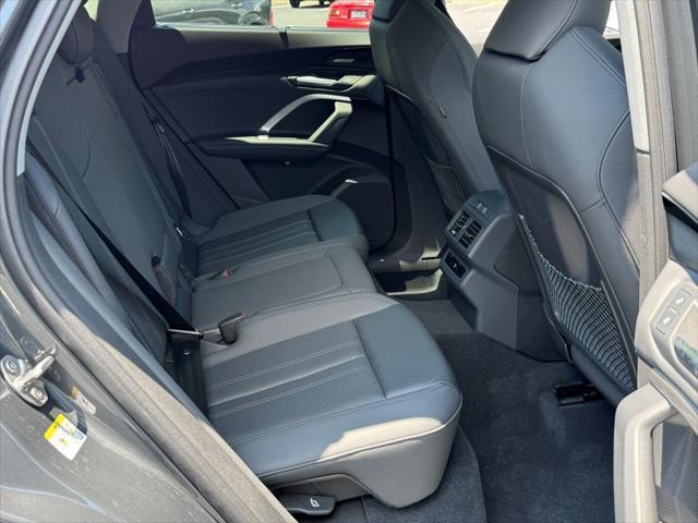 new 2025 Audi Q5 car, priced at $61,390