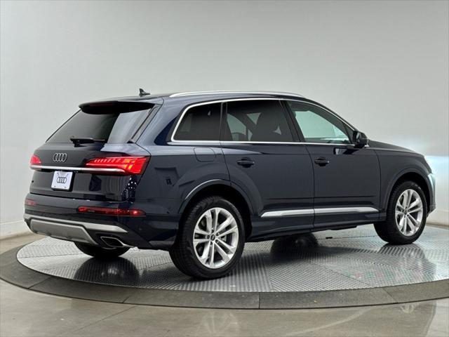 new 2025 Audi Q7 car, priced at $65,730