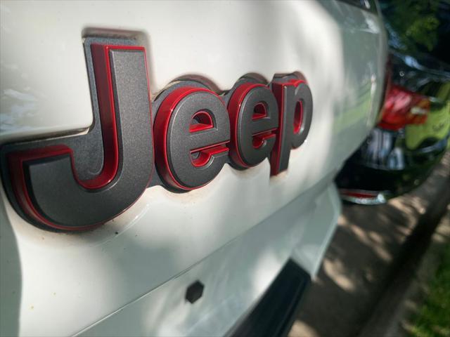 used 2018 Jeep Grand Cherokee car, priced at $19,000
