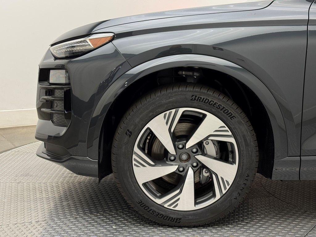 new 2025 Audi Q6 e-tron car, priced at $74,450
