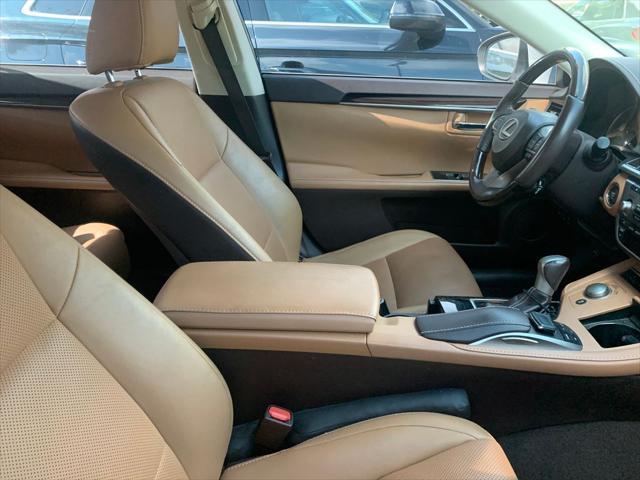 used 2017 Lexus ES 350 car, priced at $16,900