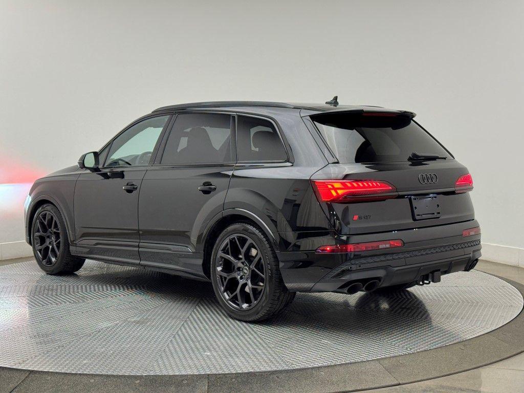 new 2025 Audi SQ7 car, priced at $99,140