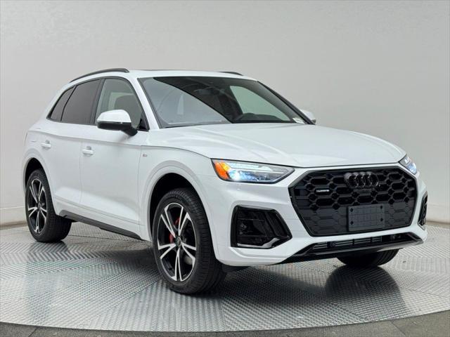 new 2025 Audi Q5 car, priced at $60,200