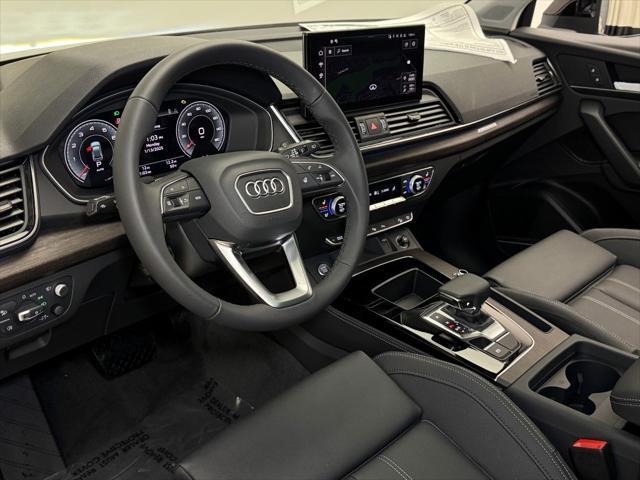 new 2025 Audi Q5 car, priced at $61,285