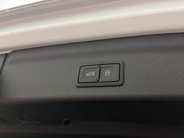 new 2025 Audi Q3 car, priced at $47,200