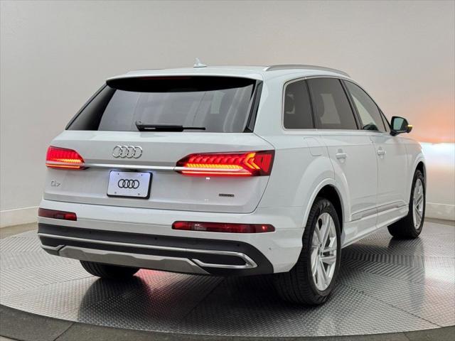 used 2024 Audi Q7 car, priced at $52,000