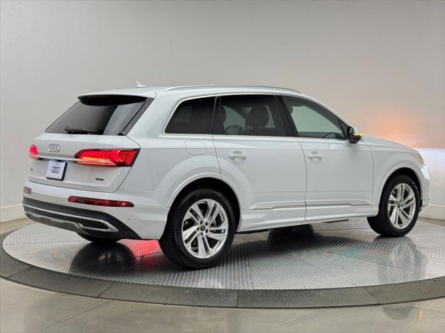 used 2024 Audi Q7 car, priced at $52,000