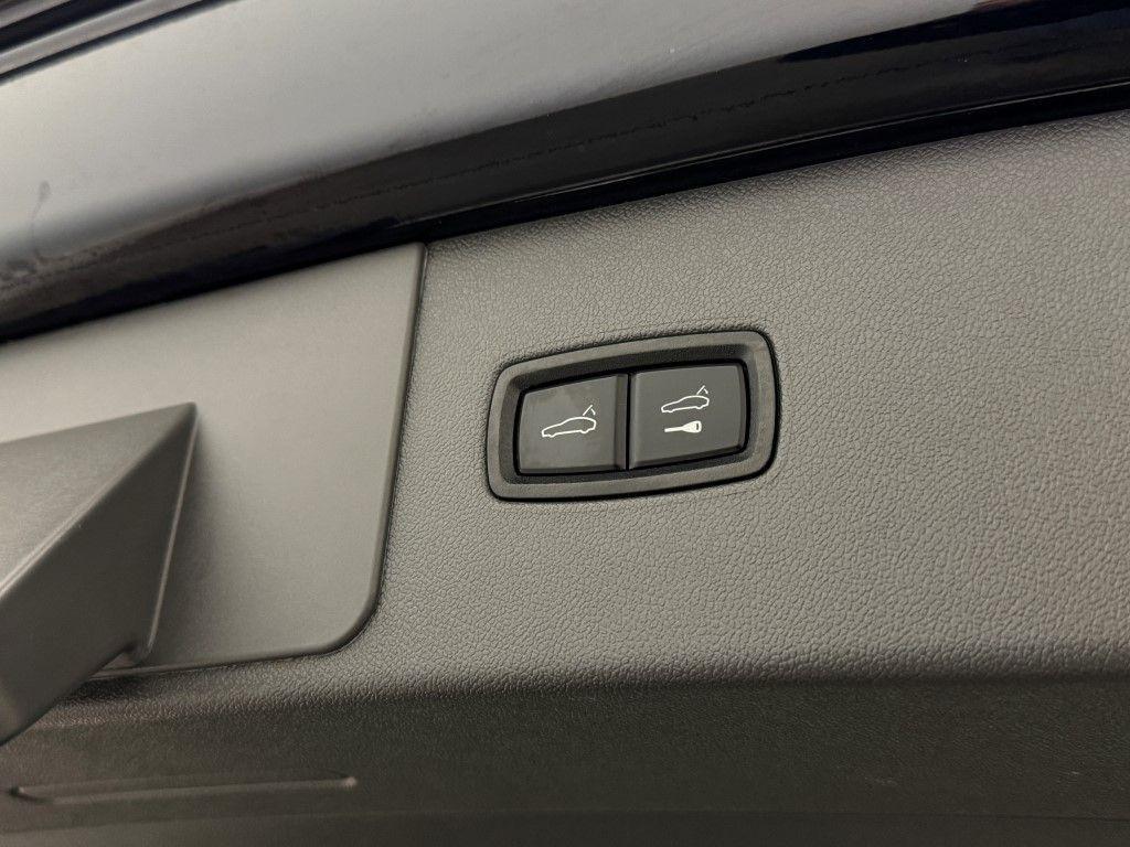 used 2022 Porsche Cayenne car, priced at $50,900