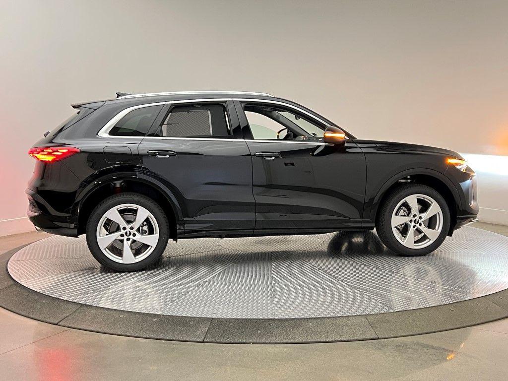 new 2025 Audi Q5 car, priced at $61,950