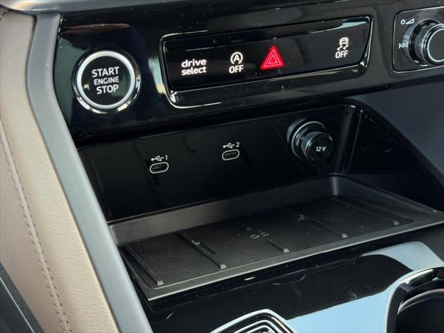 new 2025 Audi Q5 car, priced at $59,760