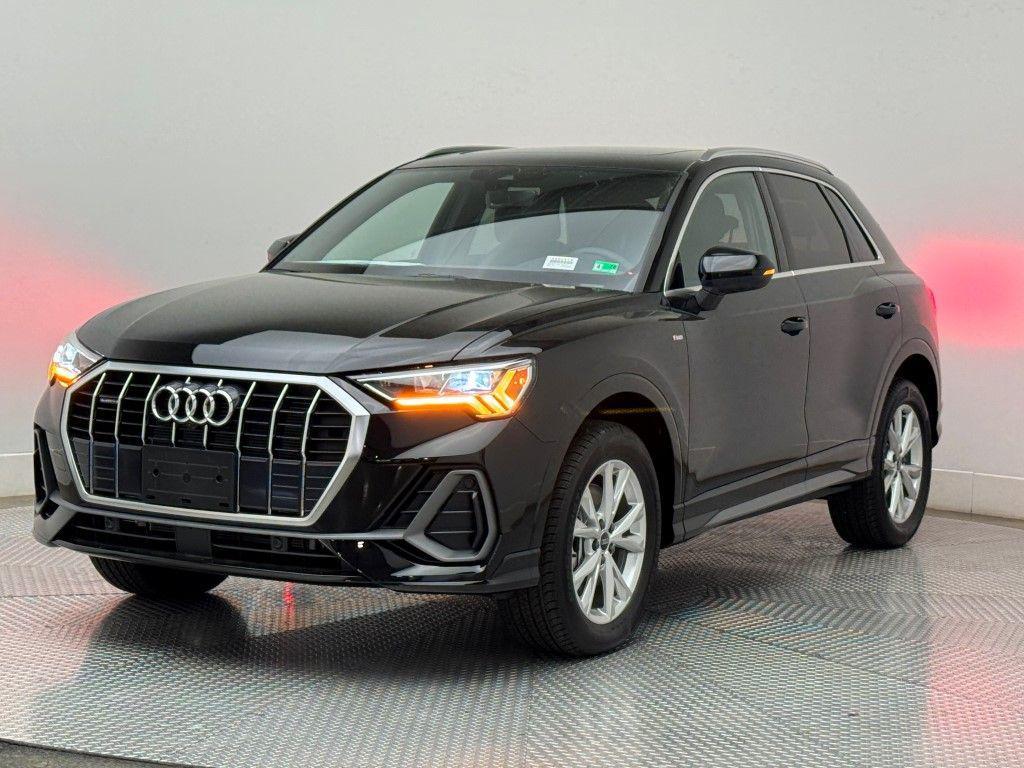 new 2025 Audi Q3 car, priced at $47,200