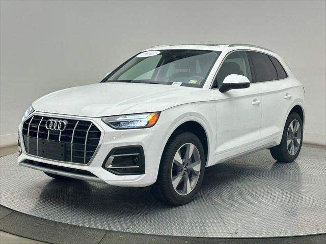 new 2025 Audi Q5 car, priced at $53,355