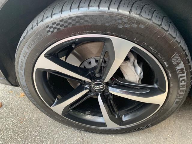 used 2019 Audi Q7 car, priced at $27,900