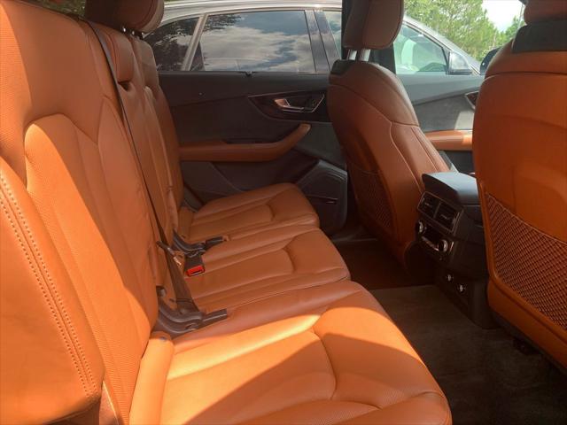 used 2019 Audi Q7 car, priced at $27,900