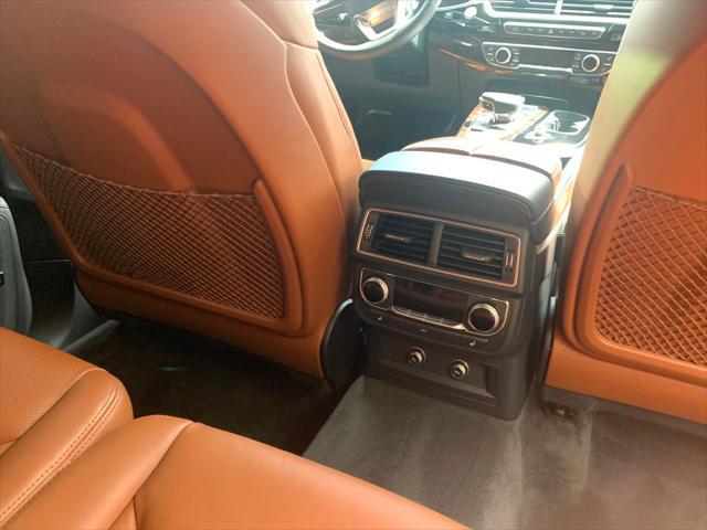 used 2019 Audi Q7 car, priced at $27,900