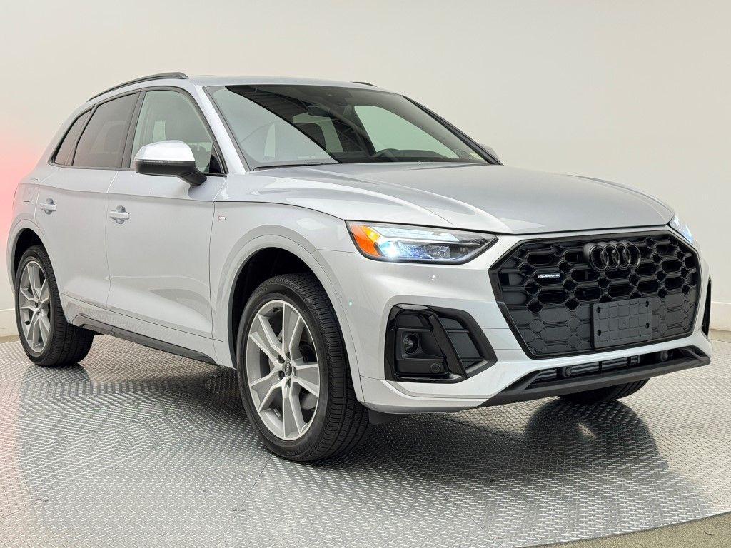 used 2025 Audi Q5 car, priced at $40,900