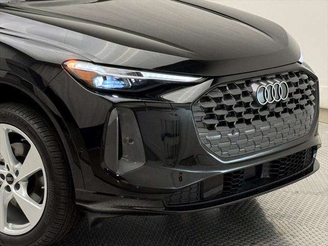 new 2025 Audi Q5 car, priced at $61,300