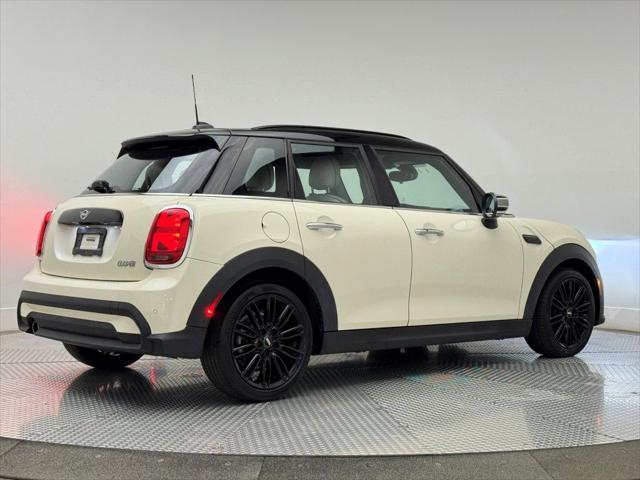 used 2022 MINI Hardtop car, priced at $23,900