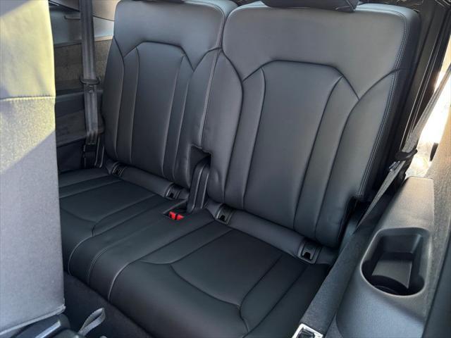new 2025 Audi Q7 car, priced at $83,840