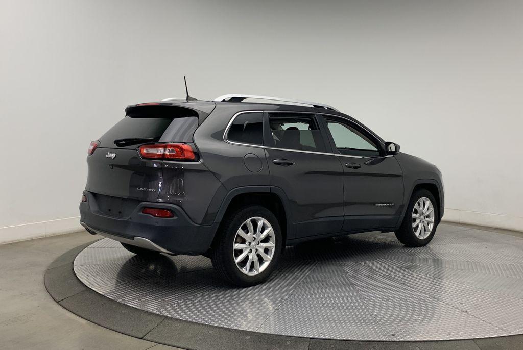 used 2017 Jeep Cherokee car, priced at $14,900