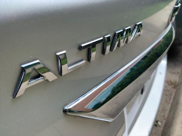 used 2014 Nissan Altima car