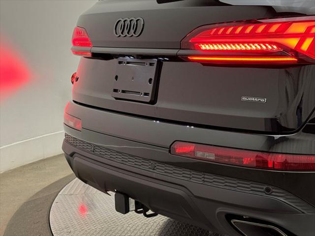 new 2025 Audi Q7 car, priced at $77,305