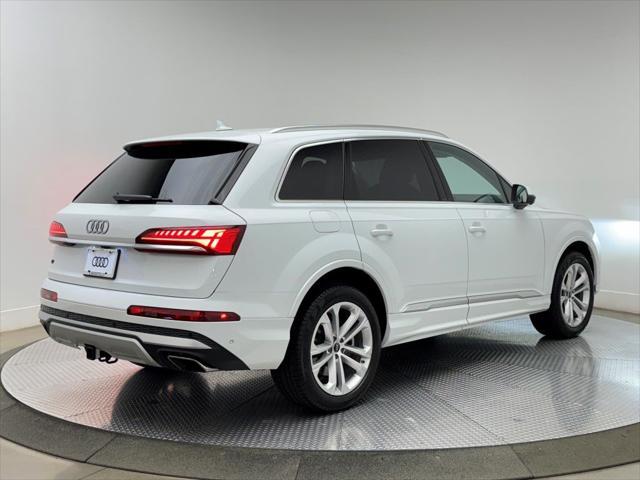 used 2025 Audi Q7 car, priced at $57,901