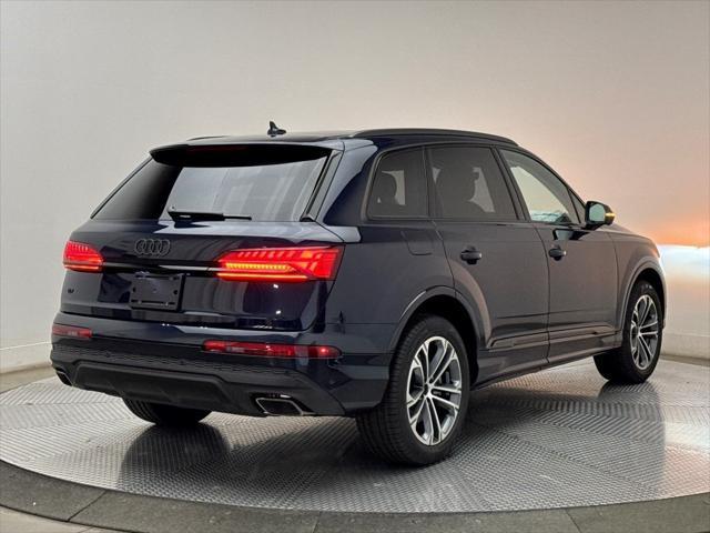 new 2025 Audi Q7 car, priced at $70,645