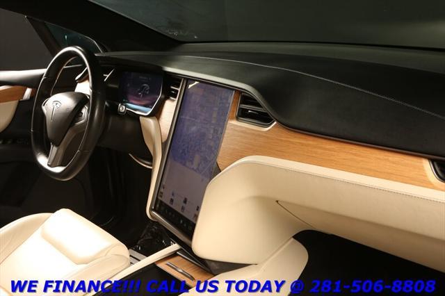 used 2020 Tesla Model X car, priced at $31,995