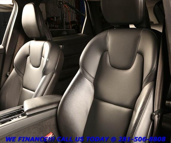 used 2023 Volvo XC60 car, priced at $29,995