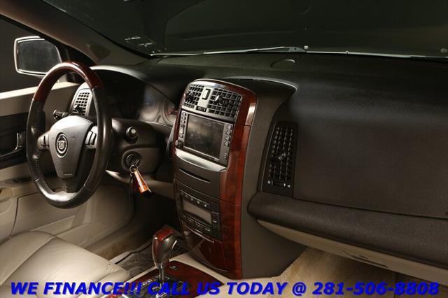 used 2004 Cadillac SRX car, priced at $8,995