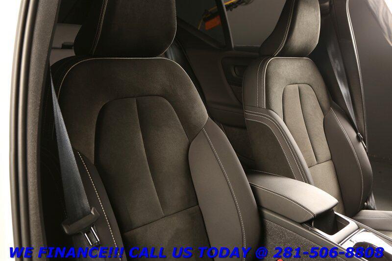 used 2022 Volvo XC40 Recharge Pure Electric car, priced at $20,995