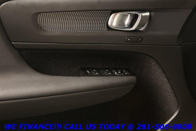 used 2022 Volvo XC40 Recharge Pure Electric car, priced at $20,995