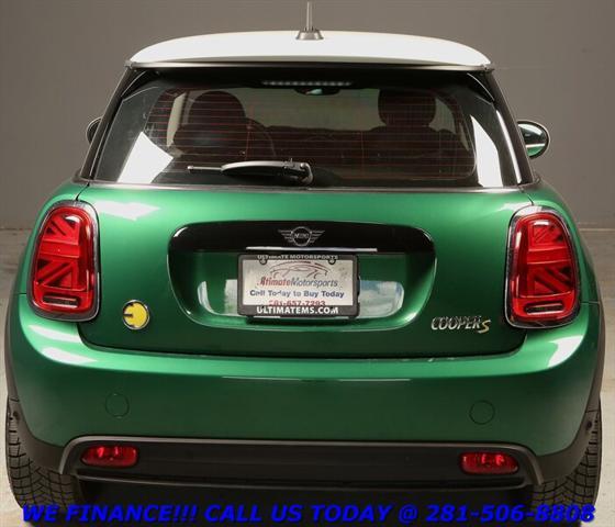 used 2022 MINI Hardtop car, priced at $19,995