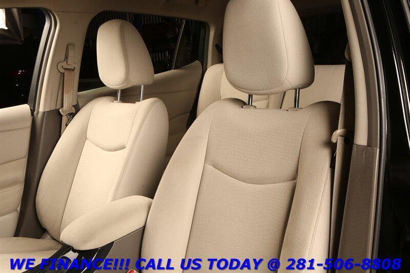 used 2011 Nissan Leaf car, priced at $3,495