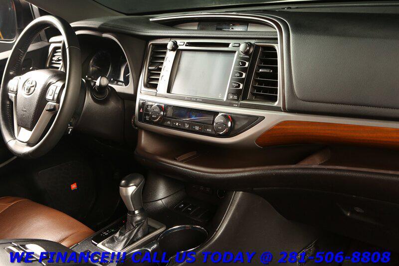 used 2018 Toyota Highlander car, priced at $21,995