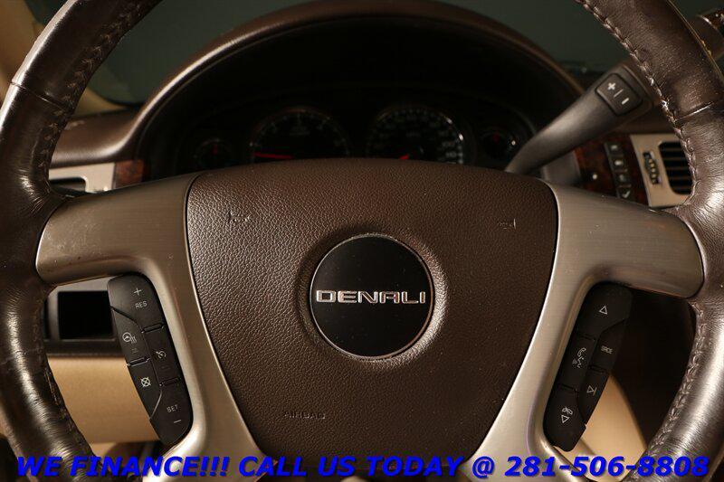 used 2013 GMC Yukon car, priced at $17,995