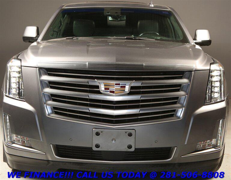 used 2018 Cadillac Escalade ESV car, priced at $31,995