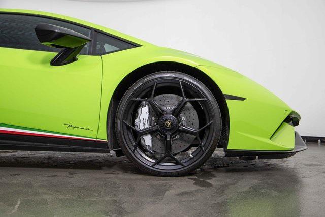 used 2018 Lamborghini Huracan car, priced at $324,989