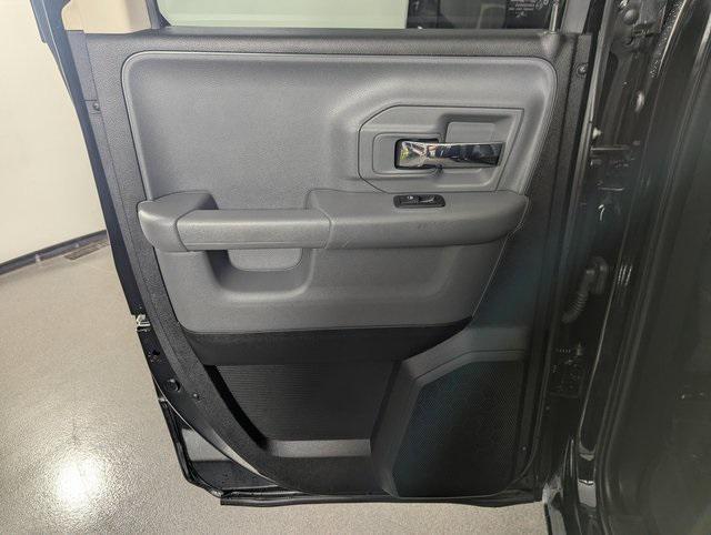 used 2022 Ram 1500 Classic car, priced at $30,989