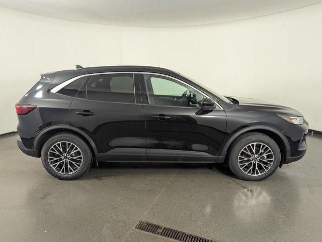 used 2023 Ford Escape PHEV car, priced at $24,989