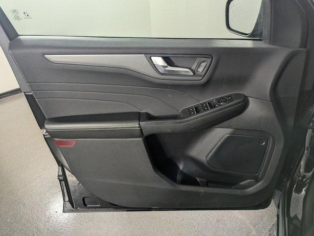 used 2023 Ford Escape PHEV car, priced at $24,989